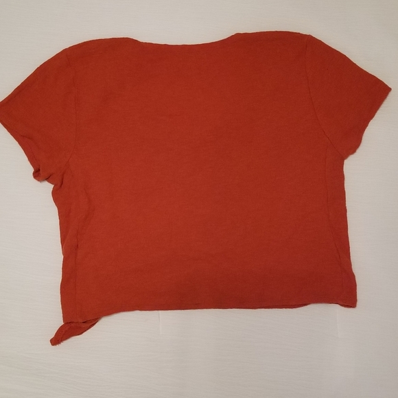 **SOLD**Texture & Thread Wrap-Tie Top - Picture 7 of 8